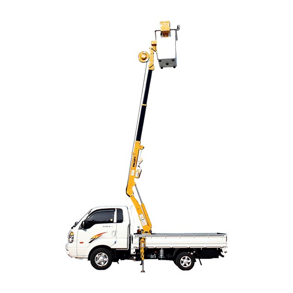 Ce minősítésű erdészeti kanalas teherautó